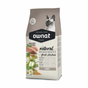Ownat Classic Light, spécialement formulé pour les chats ayant un problème de surpoids, avec une faible teneur en matières grasses pour réduire les calorie.